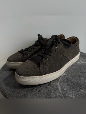 Trask Lindsey Suede Leather Grey Metallic Sneakers Tennis Shoes 36 6.5